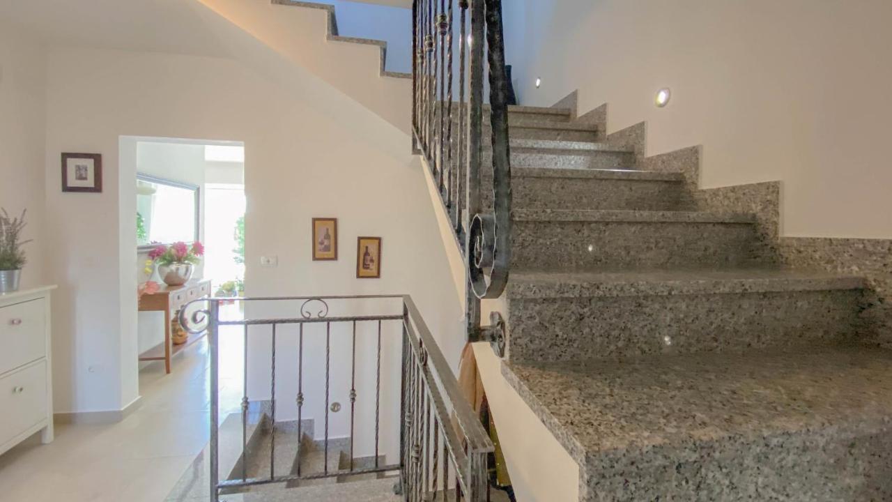 Casa Hana Buzinija Bagian luar foto